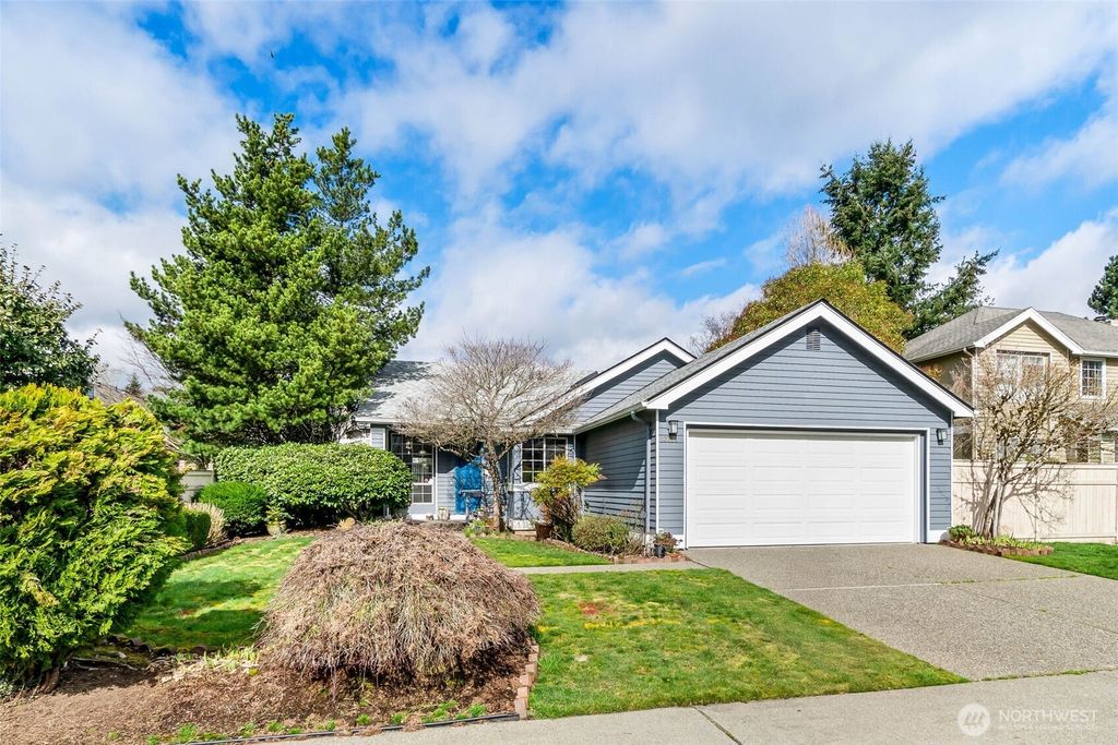 Photo of 13714 SE 275th Place, Kent, WA 98042 (MLS # 2345545)