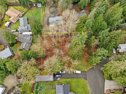 Photo of 132 XX SE 231st Street, Kent, WA 98042 (MLS # 2230616)