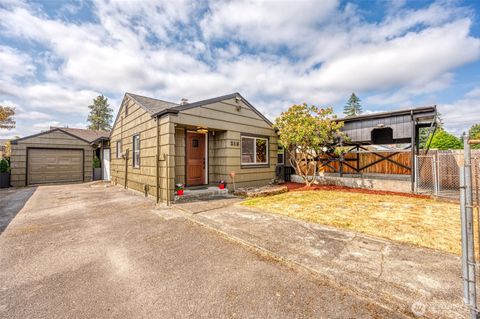 218 125th Street S Tacoma WA 98444