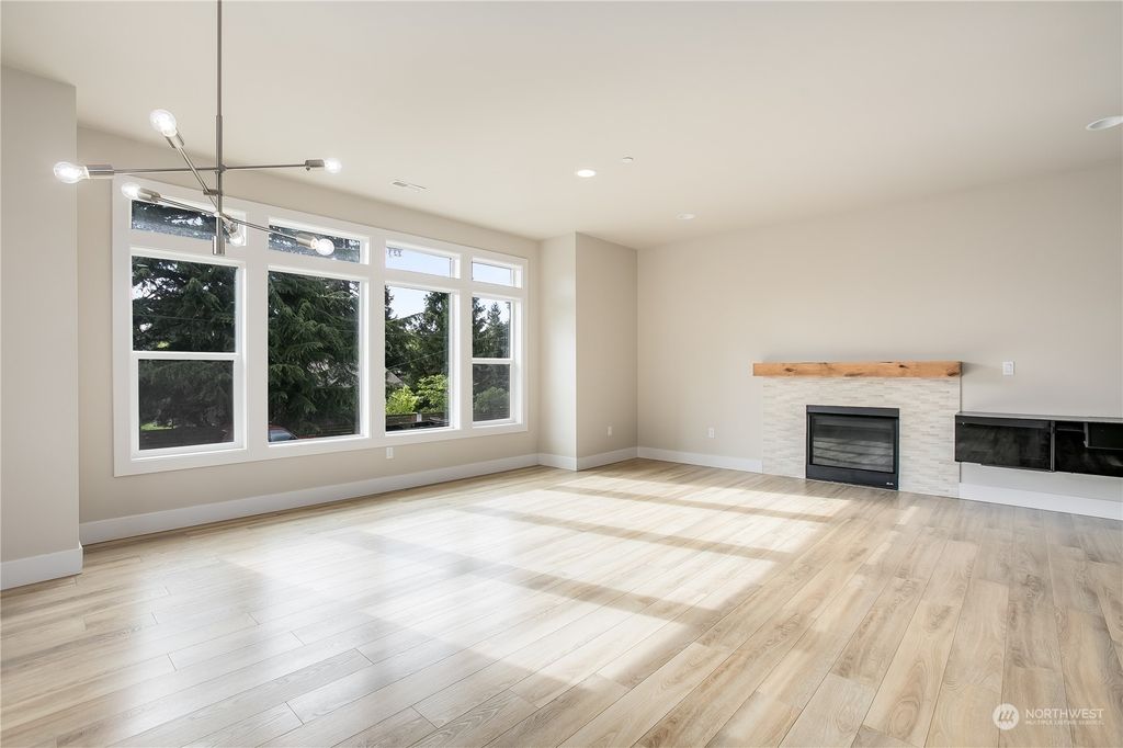 Photo of 14066 35th Avenue S, Tukwila, WA 98168 (MLS # 2224924)