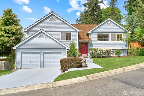 Photo of 1404 S 290th Pl PL, Federal Way, WA 98003 (MLS # 2523933)