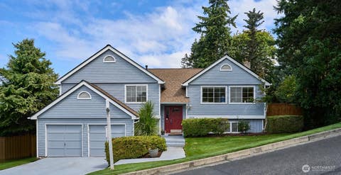Photo of 1404 S 290th Place, Federal Way, WA 98003 (MLS # 2523933)