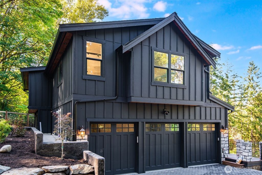 Photo of 10661 Forbes Creek Drive, Kirkland, WA 98033 (MLS # 2488214)