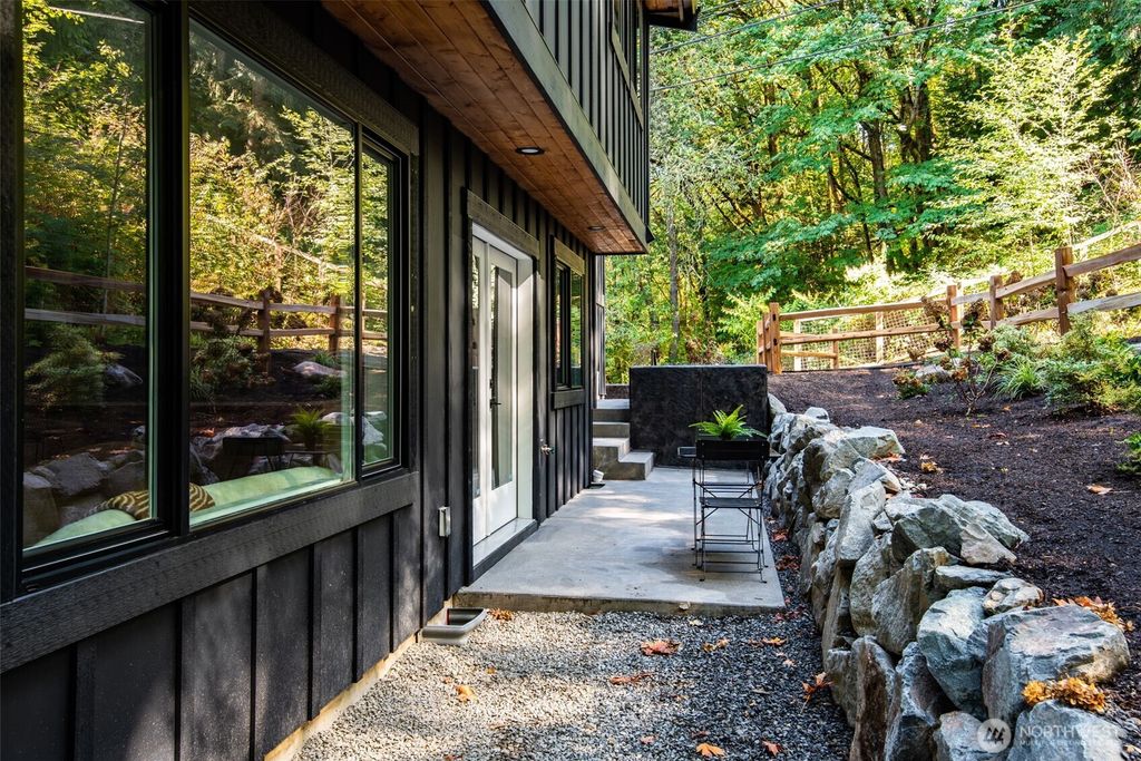 Photo of 10661 Forbes Creek Drive, Kirkland, WA 98033 (MLS # 2488214)