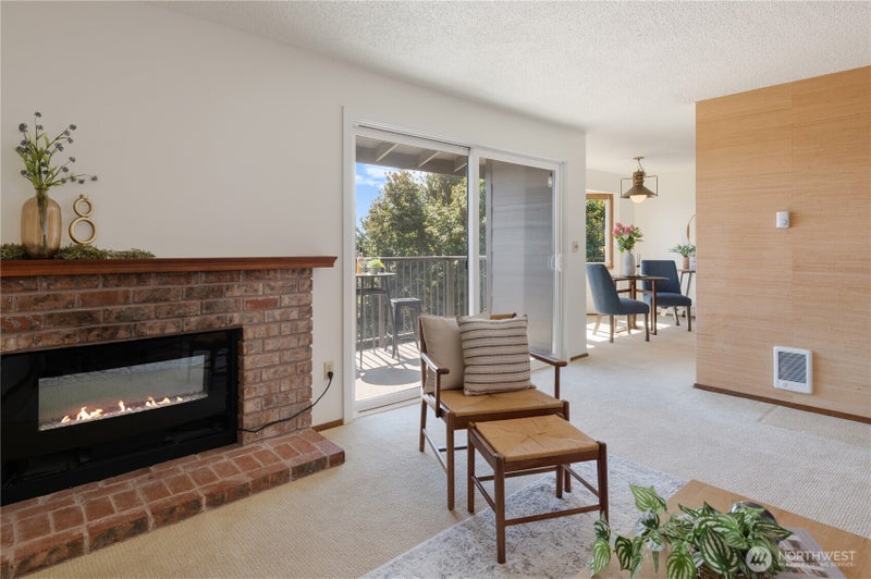 3350 Narrows View Lane NE 203