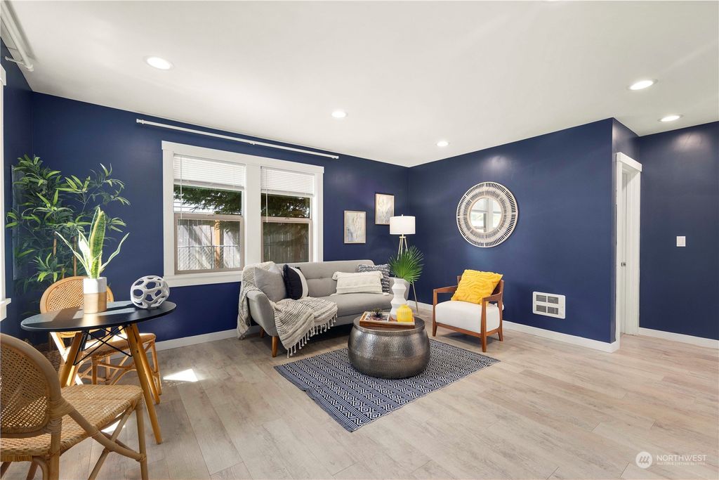 Photo of 7012 S 116th Street, Seattle, WA 98178 (MLS # 2063435)