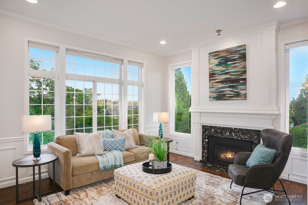 listing image 9363666838233578558