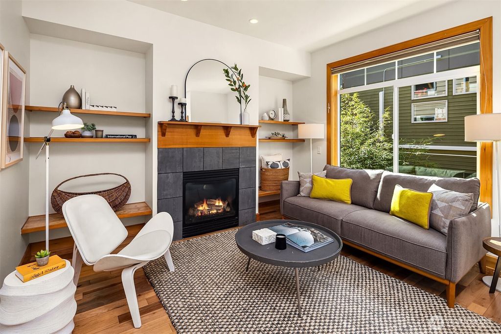 Photo of 2101 S Washington Street, Seattle, WA 98144 (MLS # 2342265)