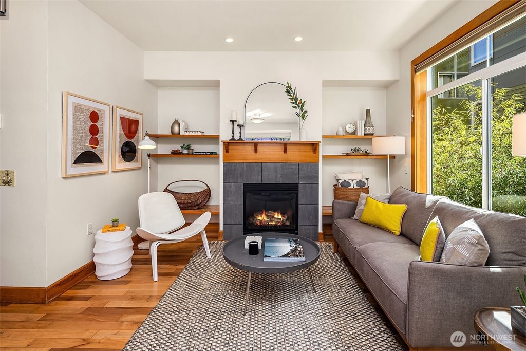 Photo of 2101 S Washington Street, Seattle, WA 98144 (MLS # 2342265)