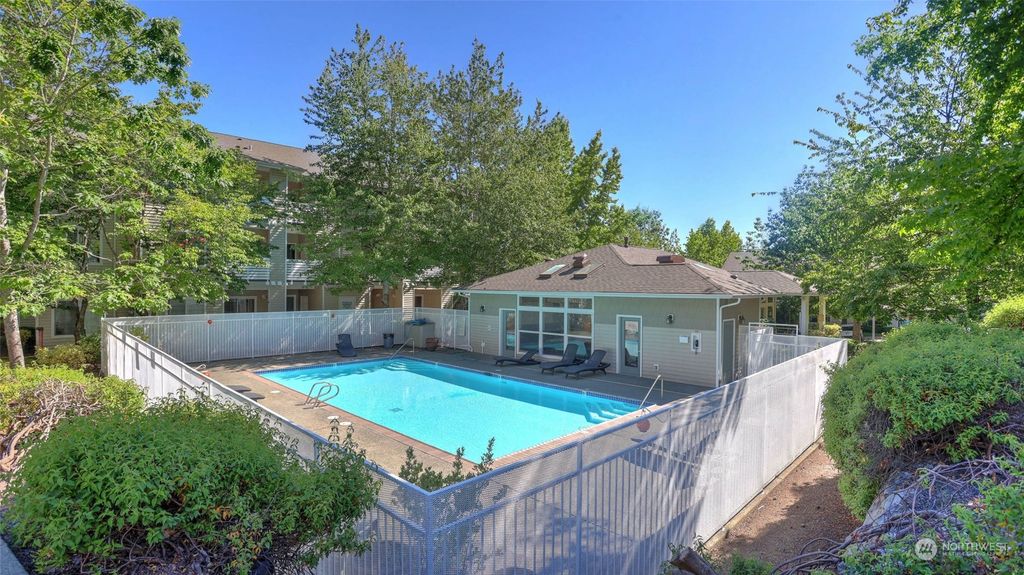 Photo of 801 Rainier Avenue N #E224, Renton, WA 98055 (MLS # 2226116)