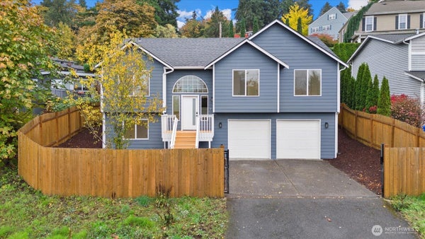 422 E TITUS ST, KENT, WA 98030 - Image d652eae8a8ee443108cf2c9eb970cdcd/1302959331