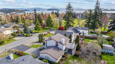 Photo of 1211 31st Street, Anacortes, WA 98221 (MLS # 2486403)