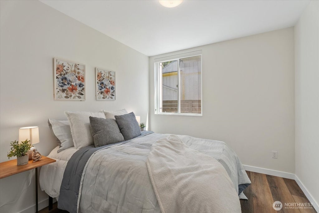 Photo of 513 S Sullivan Street, Seattle, WA 98108 (MLS # 2540171)