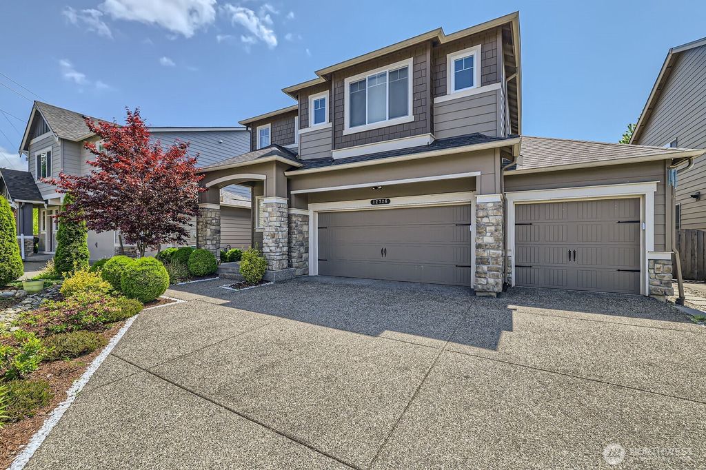 Photo of 12726 36th Pl NE, Lake Stevens, WA 98258 (MLS # 2386946)