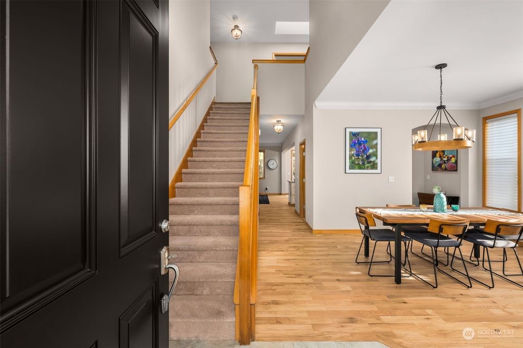Photo of 20418 128th Place NE, Woodinville, WA 98072 (MLS # 2149503)