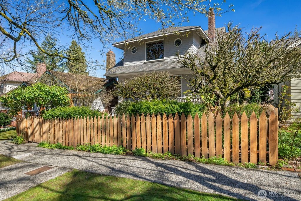 Photo of 1204 17th Avenue E, Seattle, WA 98112 (MLS # 2499496)