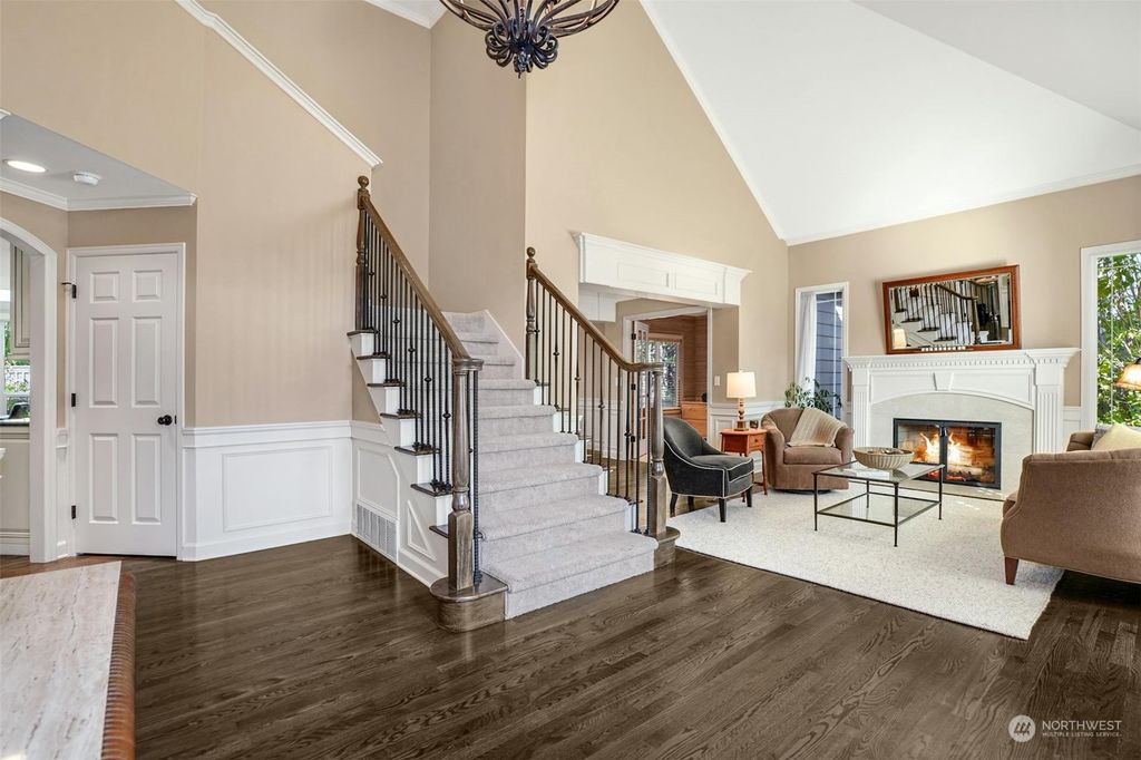 Photo of 3359 212th Court SE, Sammamish, WA 98075 (MLS # 2299766)