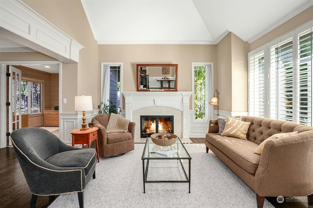Photo of 3359 212th Court SE, Sammamish, WA 98075 (MLS # 2299766)