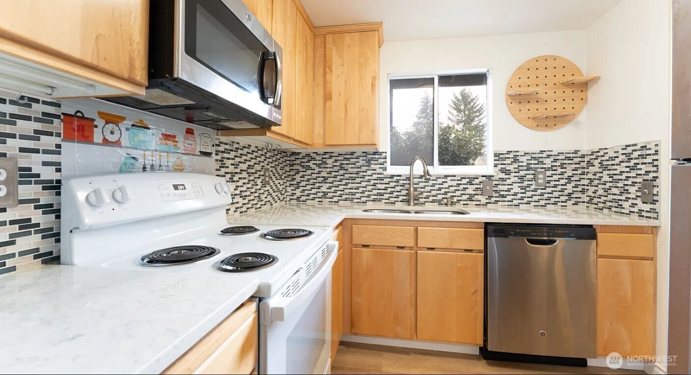 10045 NE 138th Place E2