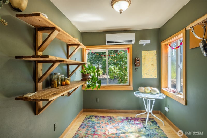 133 Woodhouse Loop
