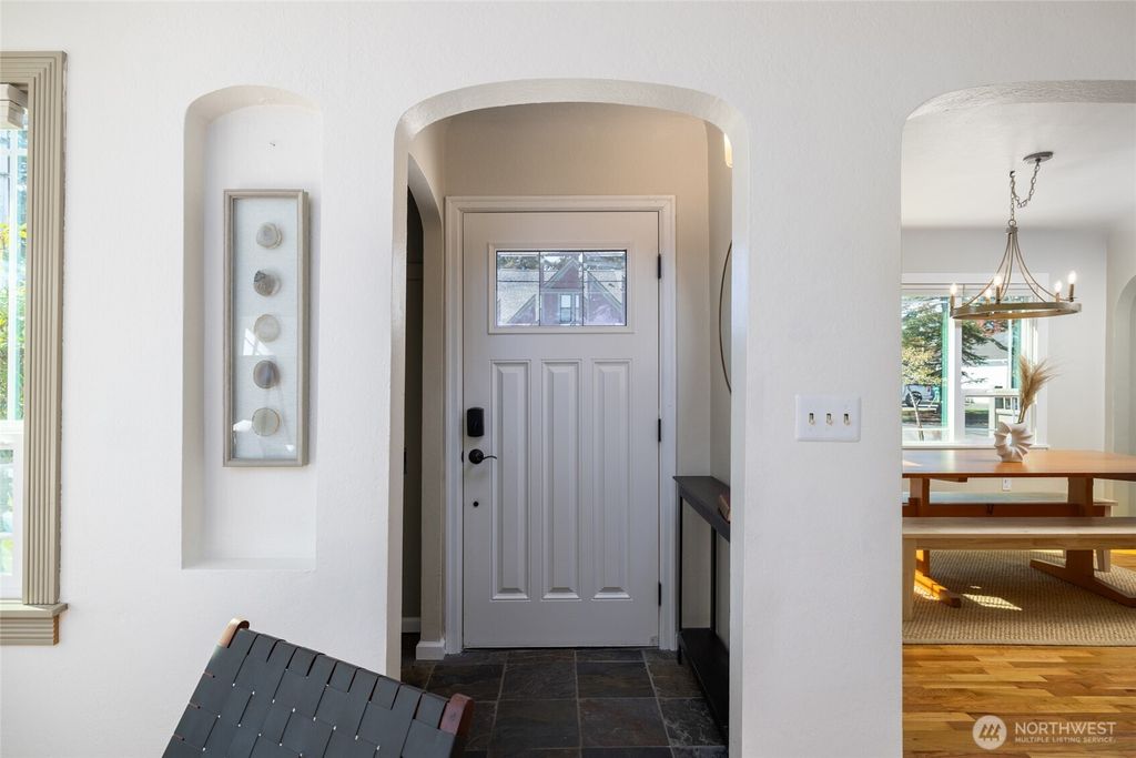 Photo of 819 K Avenue, Anacortes, WA 98221 (MLS # 2496130)