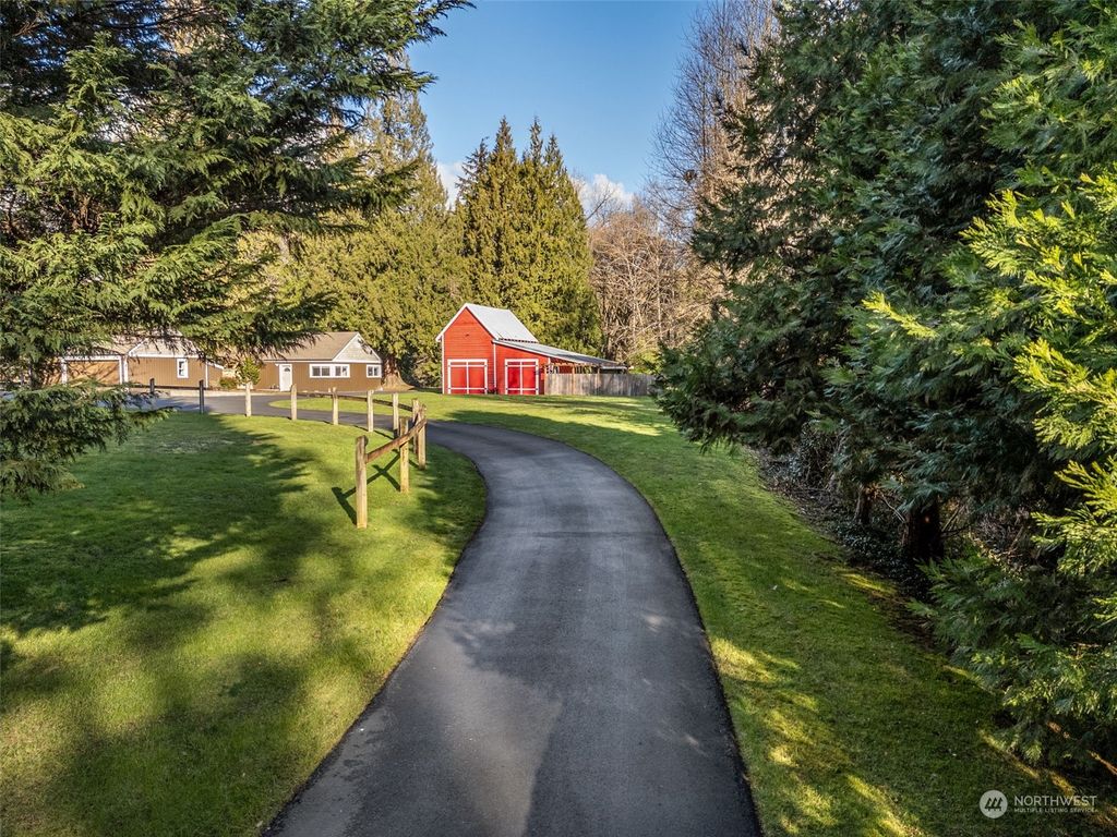 Photo of 13918 Issaquah Hobart Road SE, Issaquah, WA 98027 (MLS # 2327696)