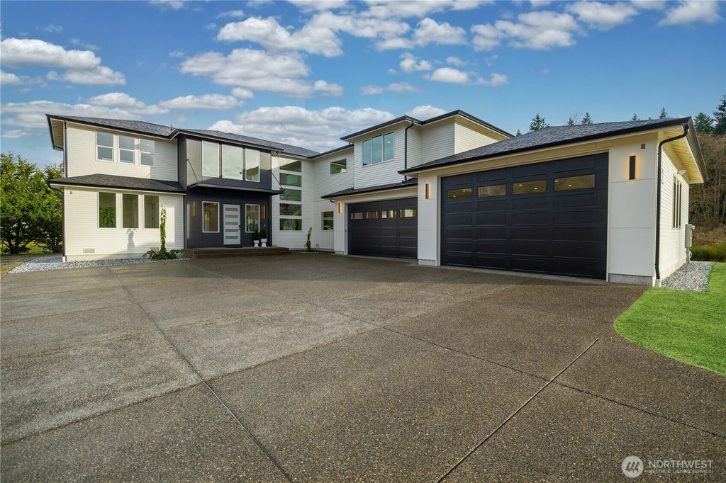 Photo of 1602 142nd Street S, Tacoma, WA 98444 (MLS # 2482923)