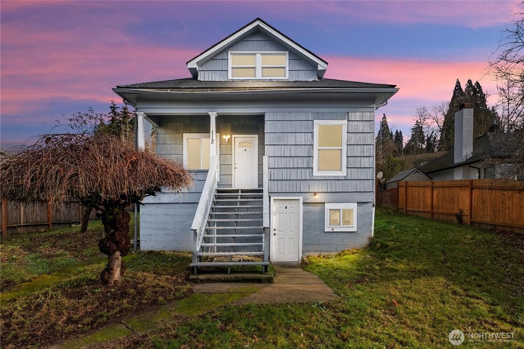 Photo of 112 Kennebeck Avenue S, Kent, WA 98030 (MLS # 2428833)
