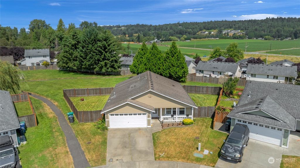 Photo of 10623 64th Avenue NE, Marysville, WA 98270 (MLS # 2273209)