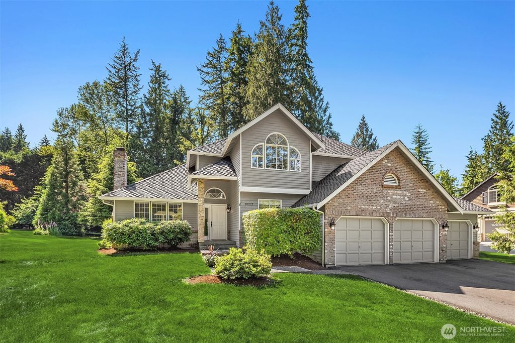 Photo of 20227 188th Avenue NE, Woodinville, WA 98077 (MLS # 2390823)