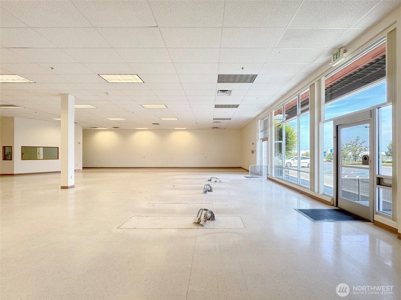 1400 W Washington Street 105