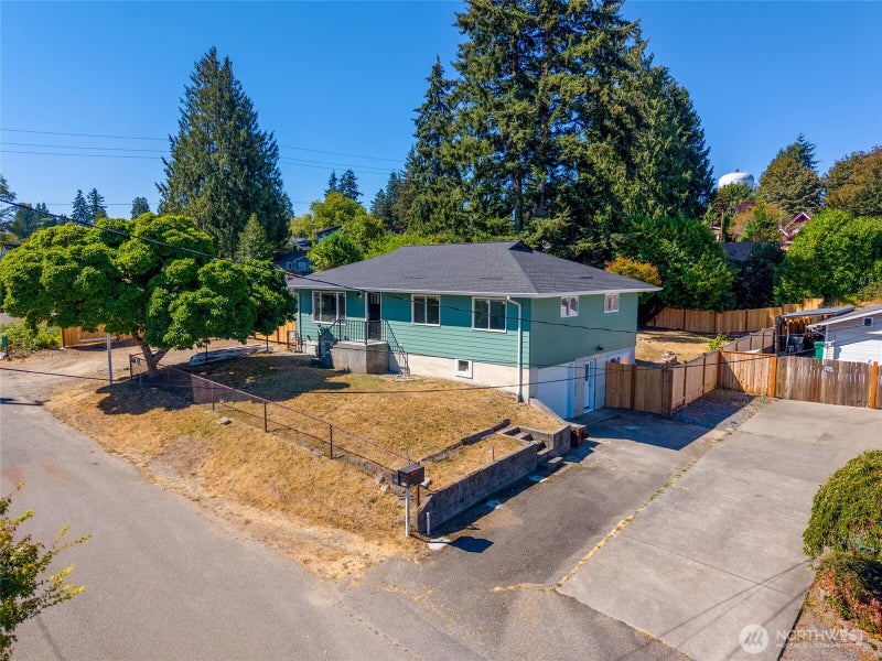7414 Highland Drive