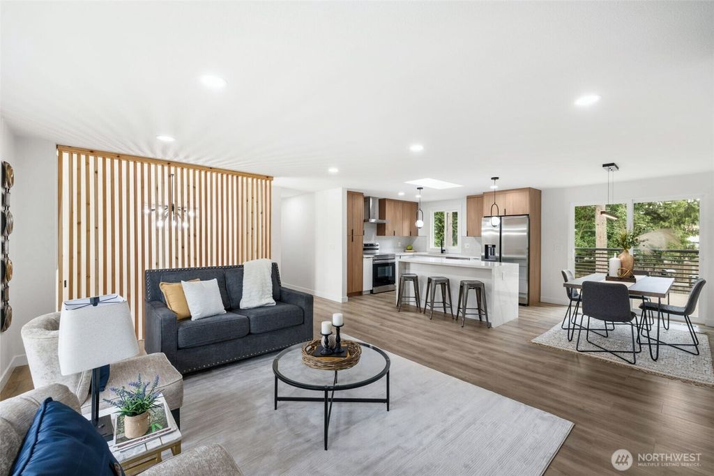Photo of 12816 SE 185th Place, Renton, WA 98058 (MLS # 2392106)
