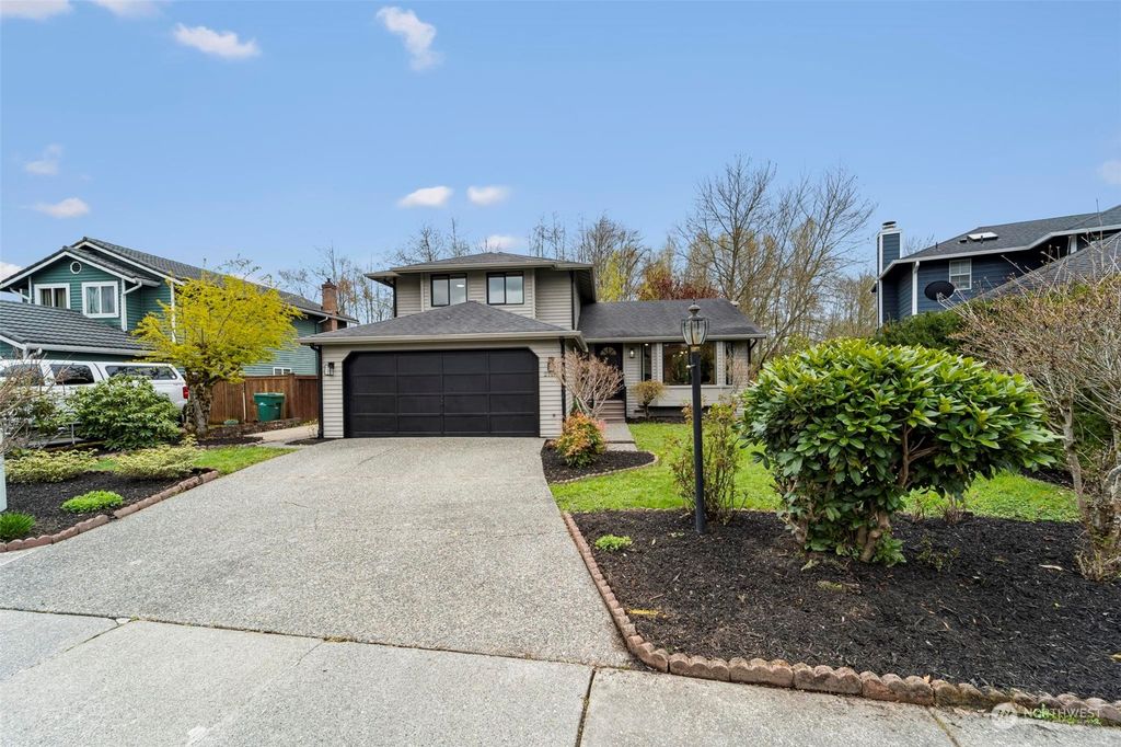 Photo of 2716 210th Street SW, Lynnwood, WA 98036 (MLS # 2060029)