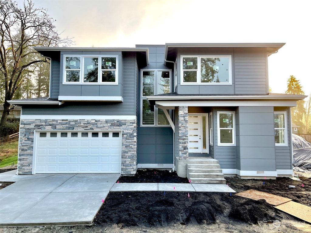 Photo of 8236 113th Pl Pl SE, Newcastle, WA 98056 (MLS # 2199273)