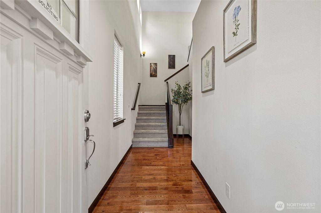 Photo of 12014 NE 162nd Place, Bothell, WA 98011 (MLS # 2470727)