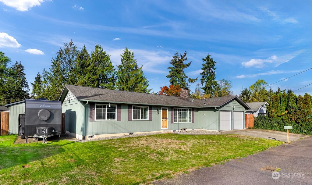 Photo of 24033 13th Place S, Des Moines, WA 98198 (MLS # 2303964)