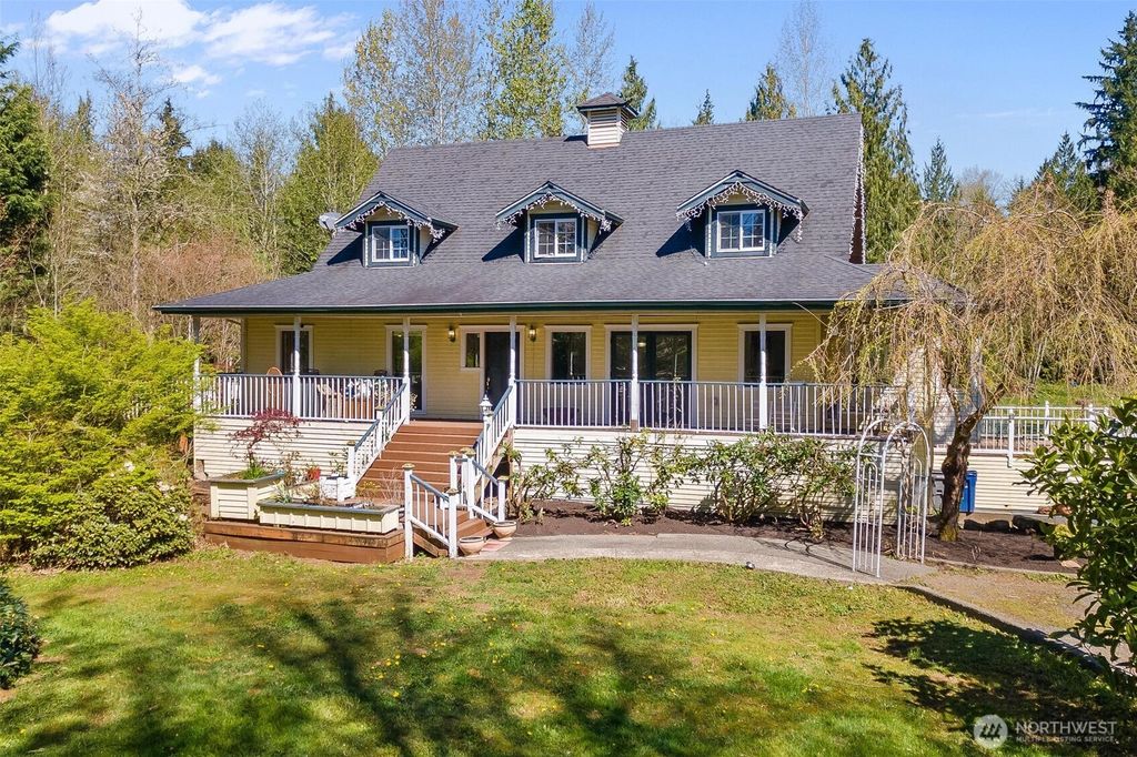 Photo of 14017 66th Street NE, Lake Stevens, WA 98258 (MLS # 2360652)