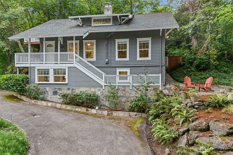 Photo of 2106 Fairmount Avenue SW, Seattle, WA 98126 (MLS # 2586650)