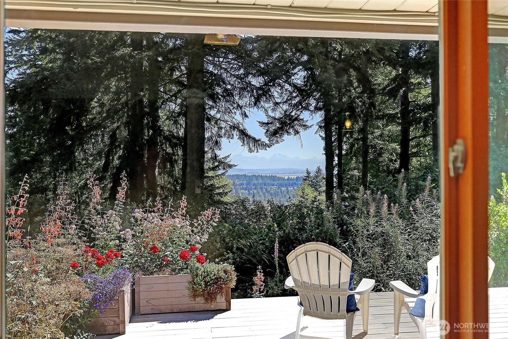 563 Wayne's Ridge Circle