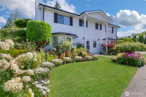 Photo of 747 37th Street SE #9A, Auburn, WA 98002 (MLS # 2407134)