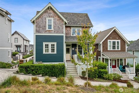 74 Flash Lane Pacific Beach WA 98571