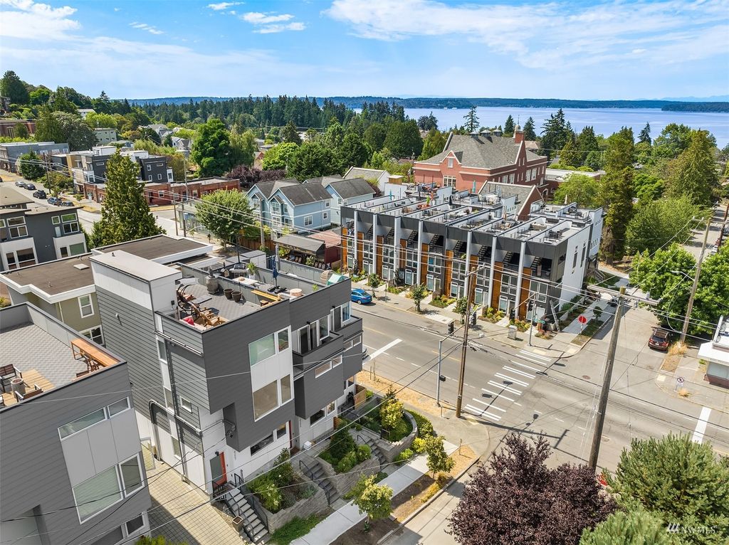 Photo of 4209 SW Frontenac Street, Seattle, WA 98136 (MLS # 1977722)