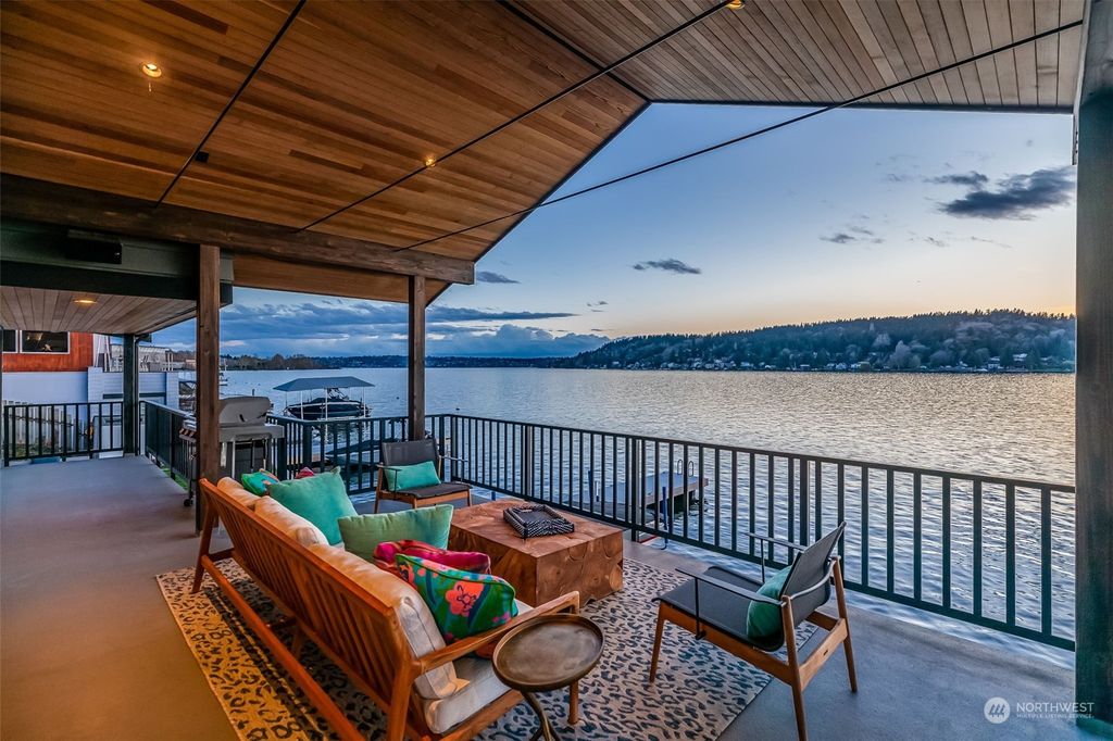 Photo of 6425 Ripley Lane SE, Renton, WA 98056 (MLS # 2051346)