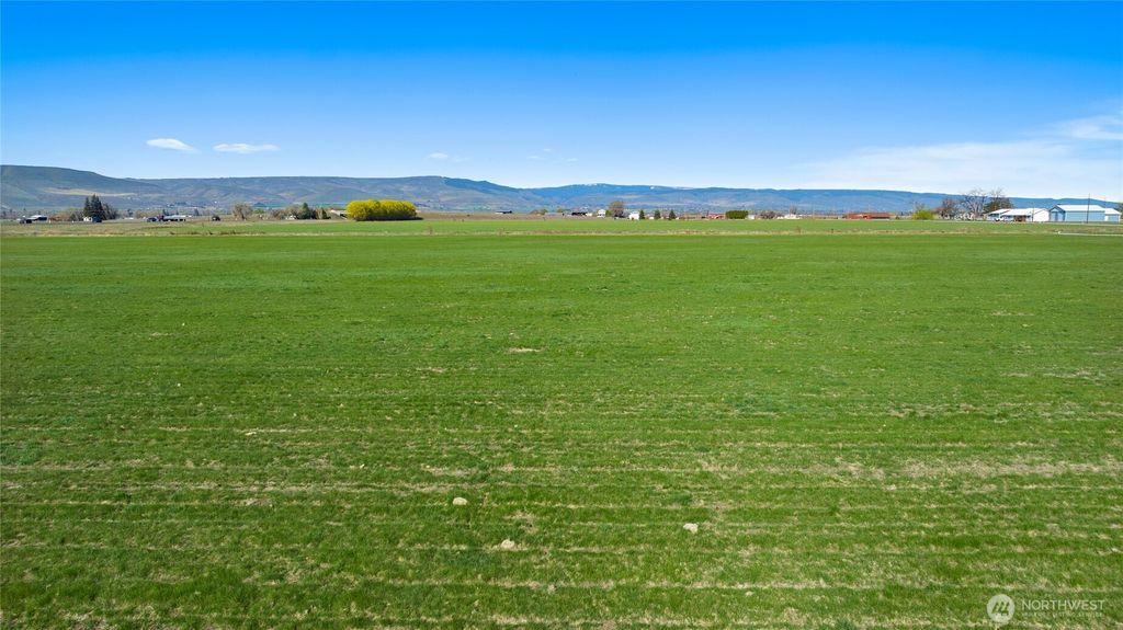 Photo of 5 XX Rein Road, Ellensburg, WA 98926 (MLS # 2467316)