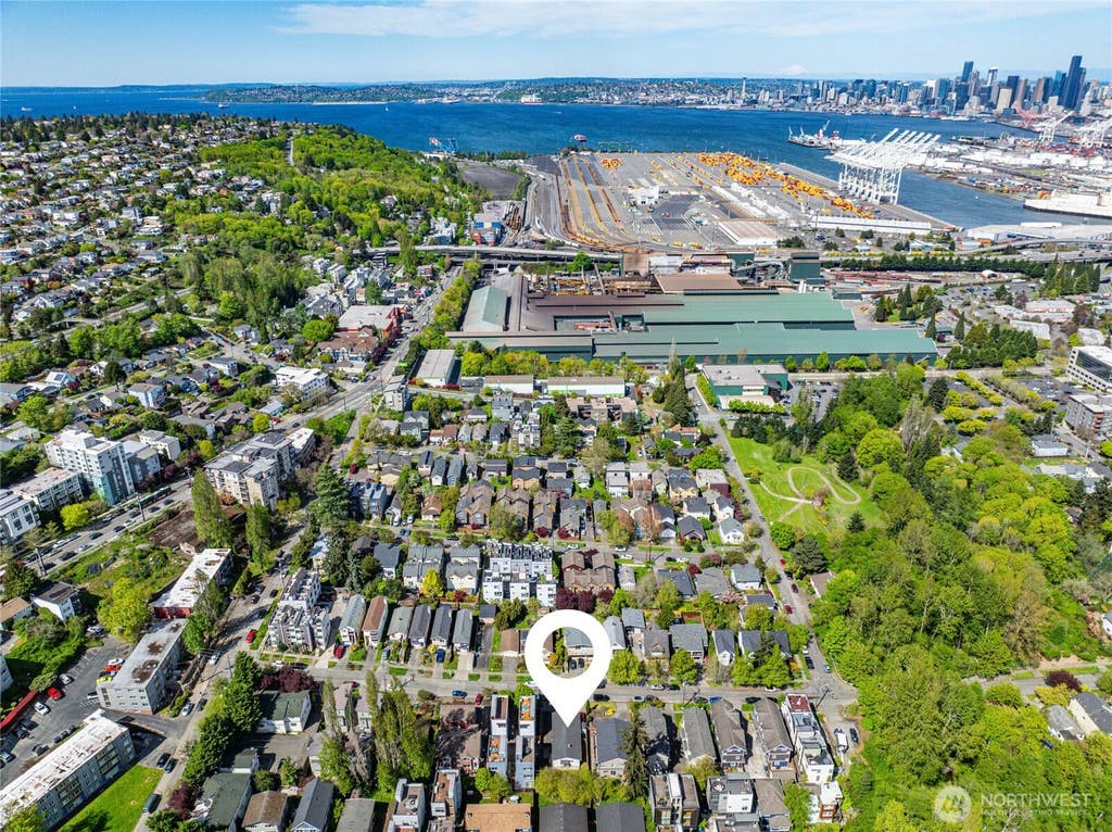 Photo of 2827 SW Nevada Street, Seattle, WA 98126 (MLS # 2542610)