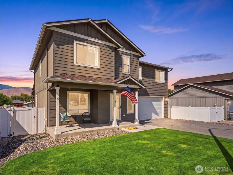 123 NW Porters Court