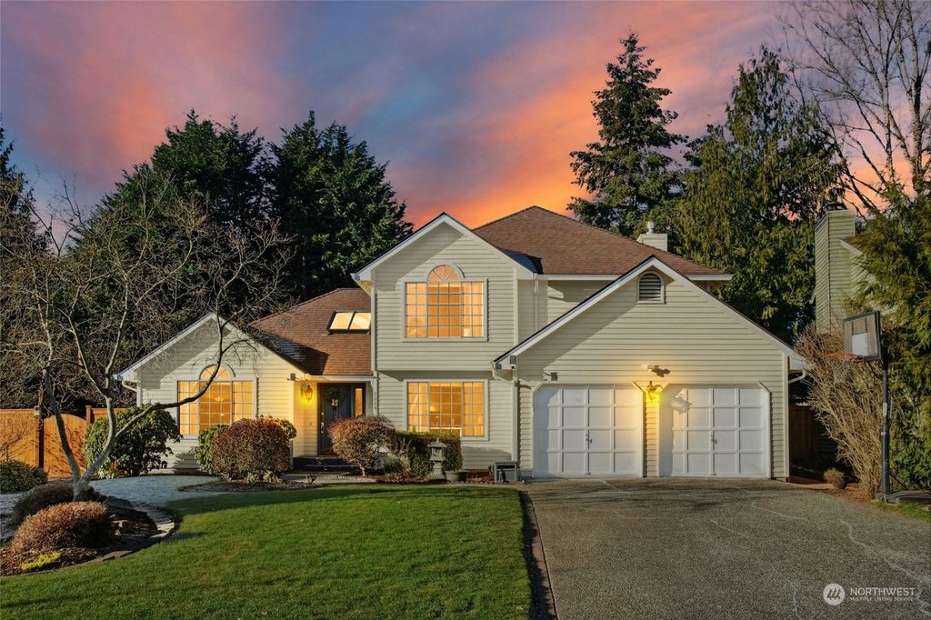 Photo of 2224 134th Street SE, Mill Creek, WA 98012 (MLS # 2320331)