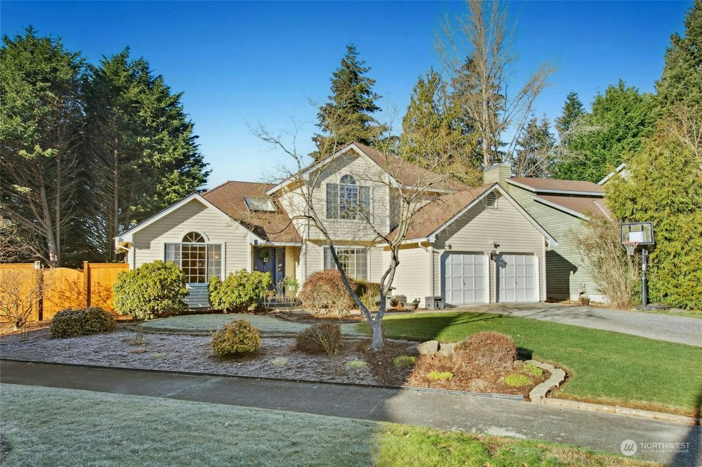 Photo of 2224 134th Street SE, Mill Creek, WA 98012 (MLS # 2320331)