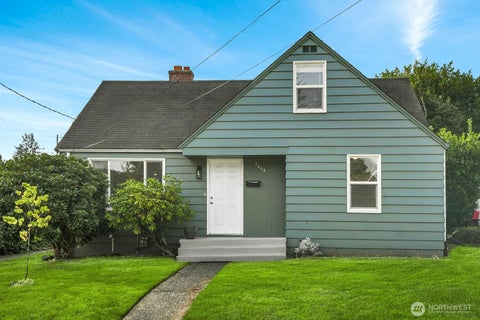 Photo of 7009 S 115th Street, Seattle, WA 98178 (MLS # 2592368)